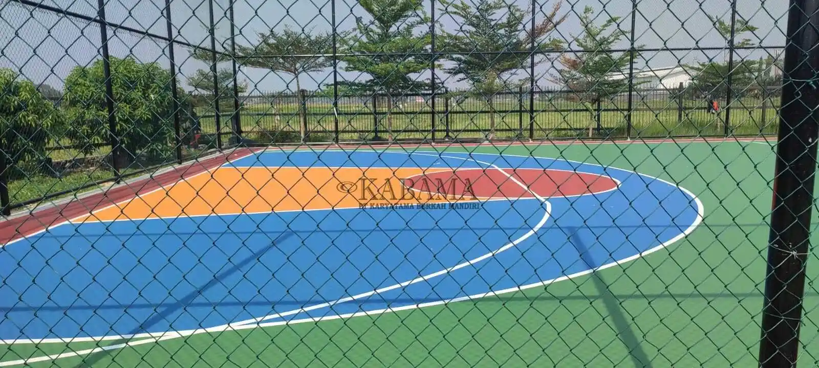Dokumentasi proyek pengecatan lapangan olahraga