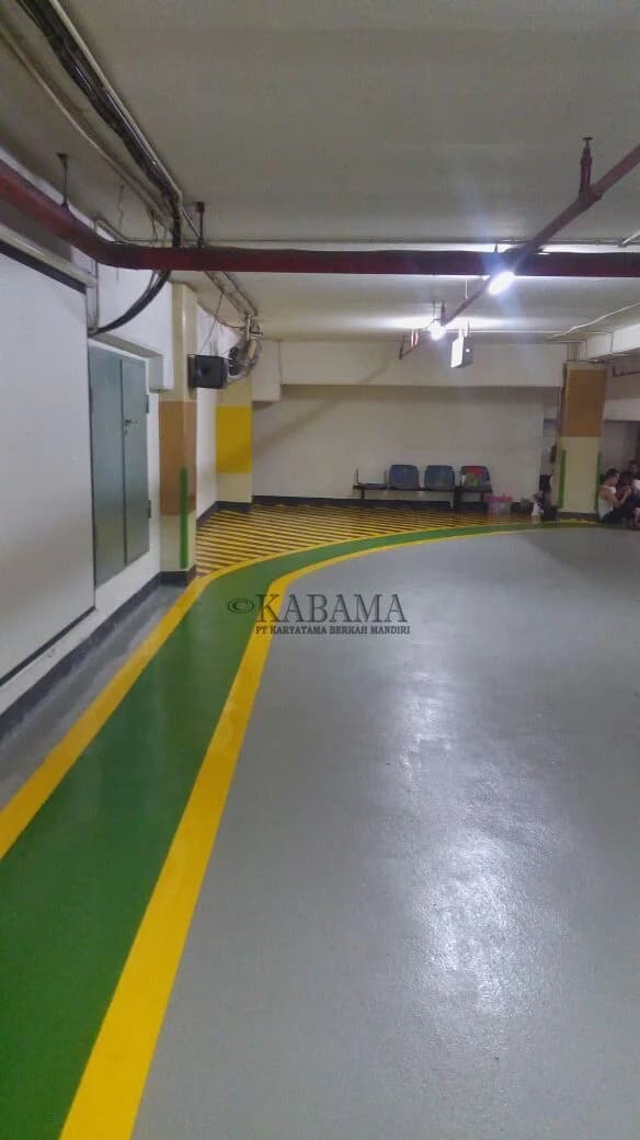 Epoxy Lantai Area Parkir dan Garasi