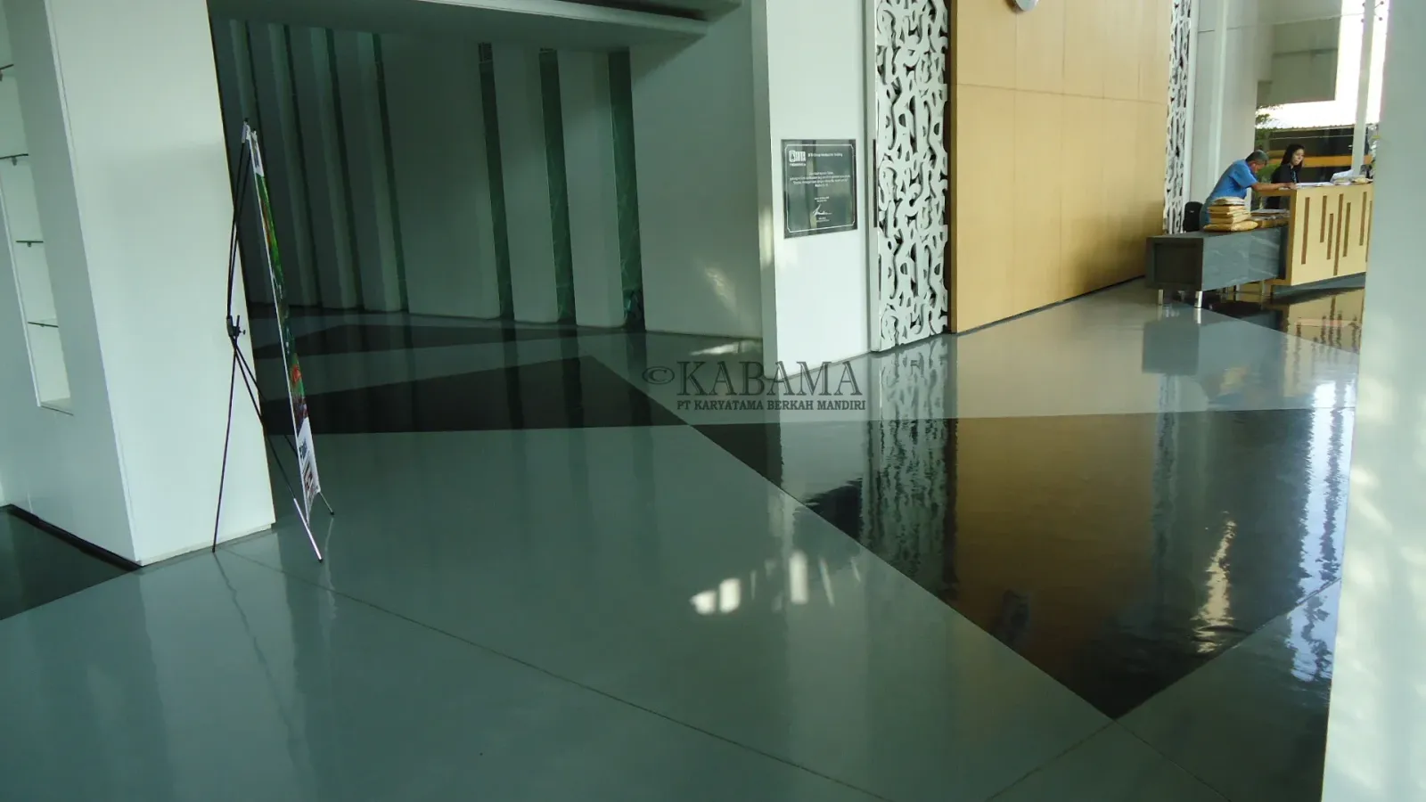 Epoxy Lantai Area Komersial