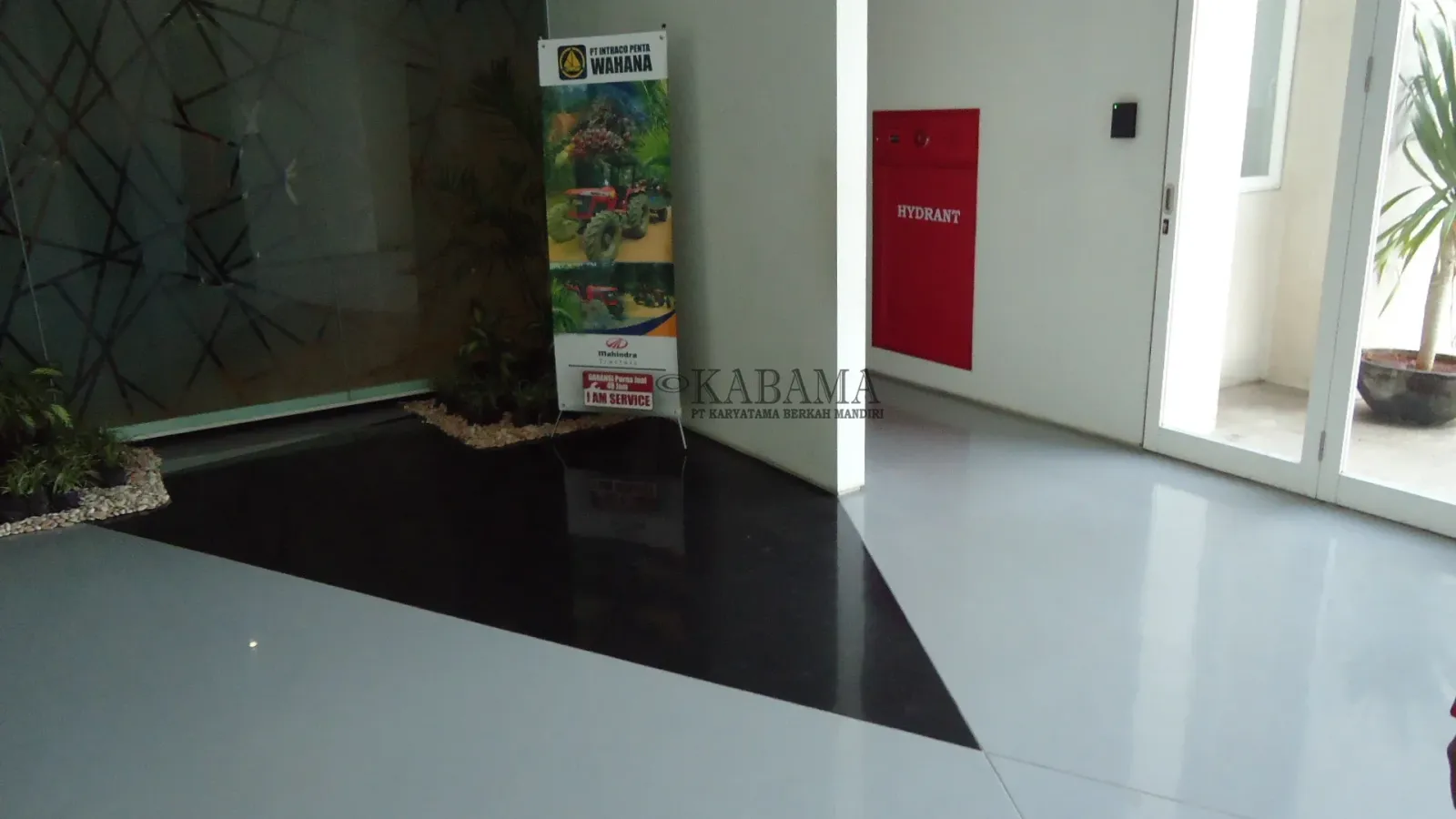 Epoxy Lantai Area Komersial